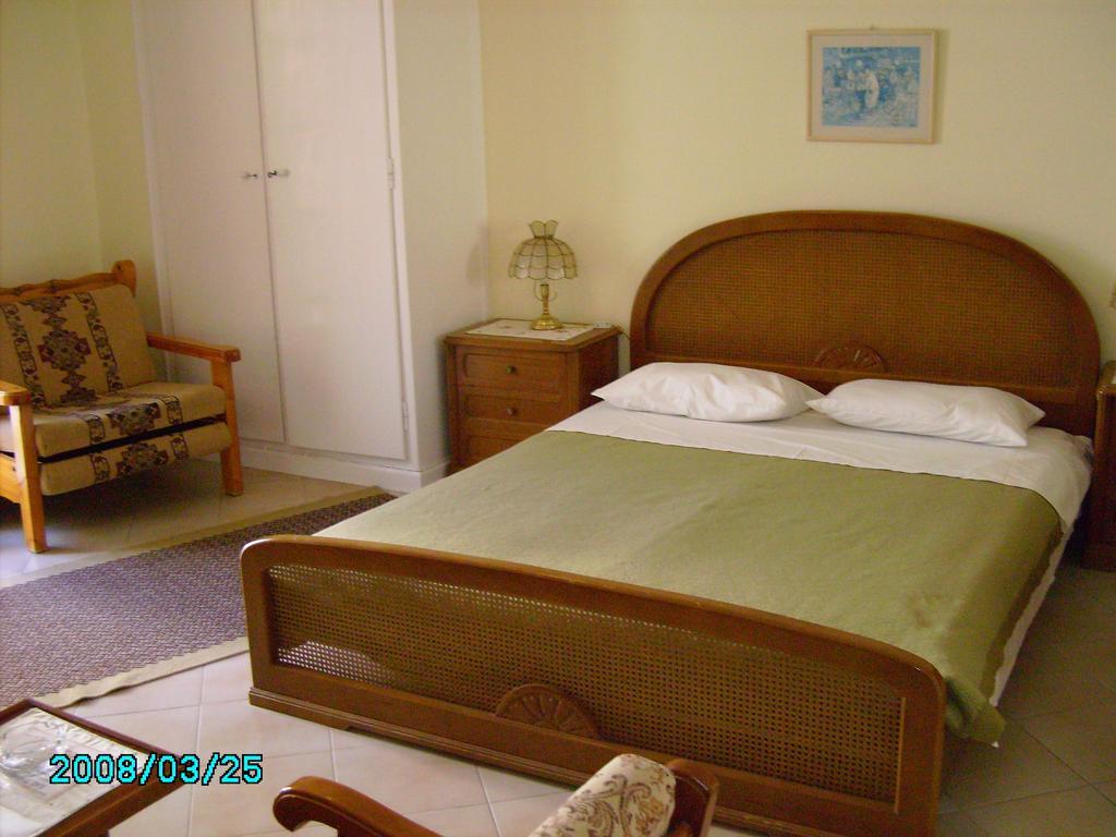 ארמופוליס Sea Colours Rooms & Apartments חדר תמונה
